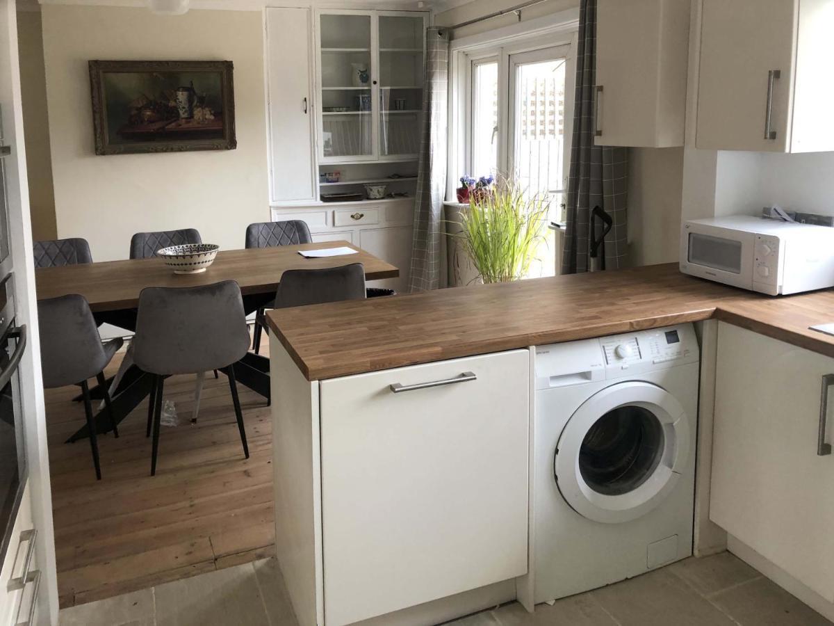 Residential 3 Bed House Harnham Villa ซอลส์บรี ภายนอก รูปภาพ