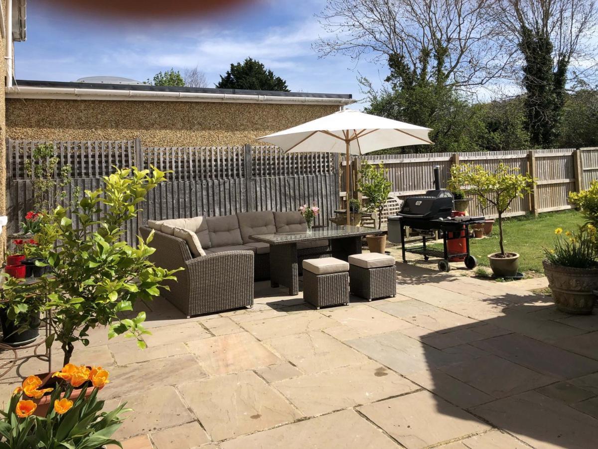 Residential 3 Bed House Harnham Villa ซอลส์บรี ภายนอก รูปภาพ